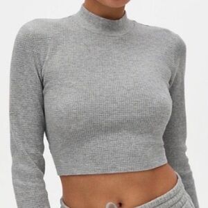 Tna dark grey cropped mock neck thermal